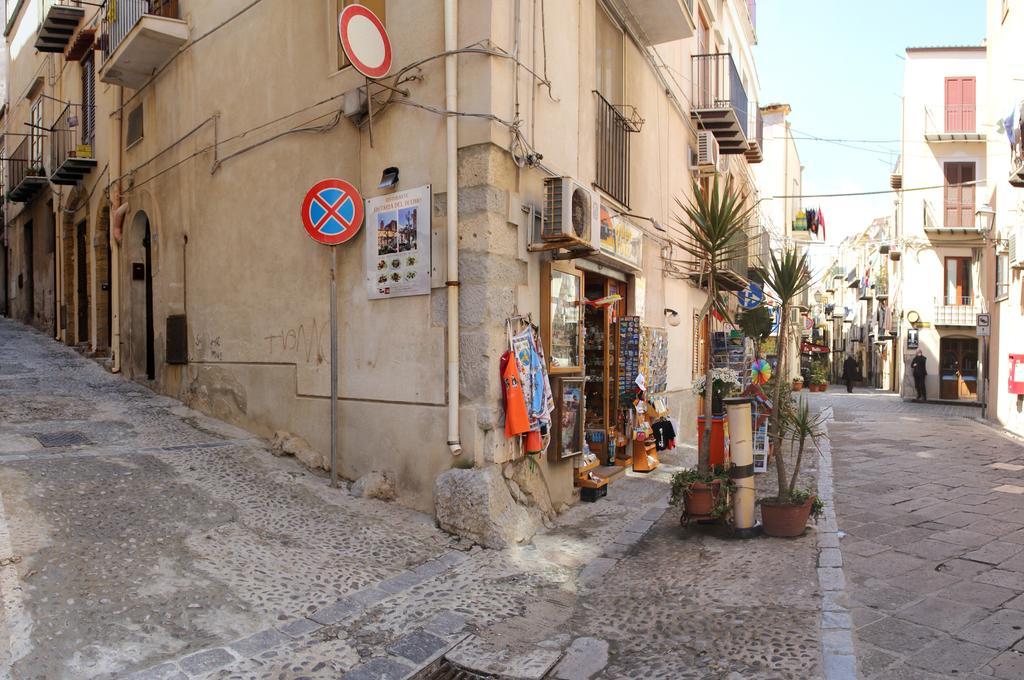 Appartamento Seminario Cefalu Room photo