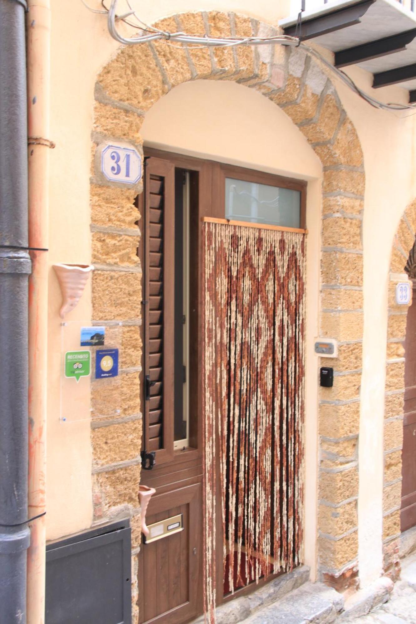Appartamento Seminario Cefalu Exterior photo